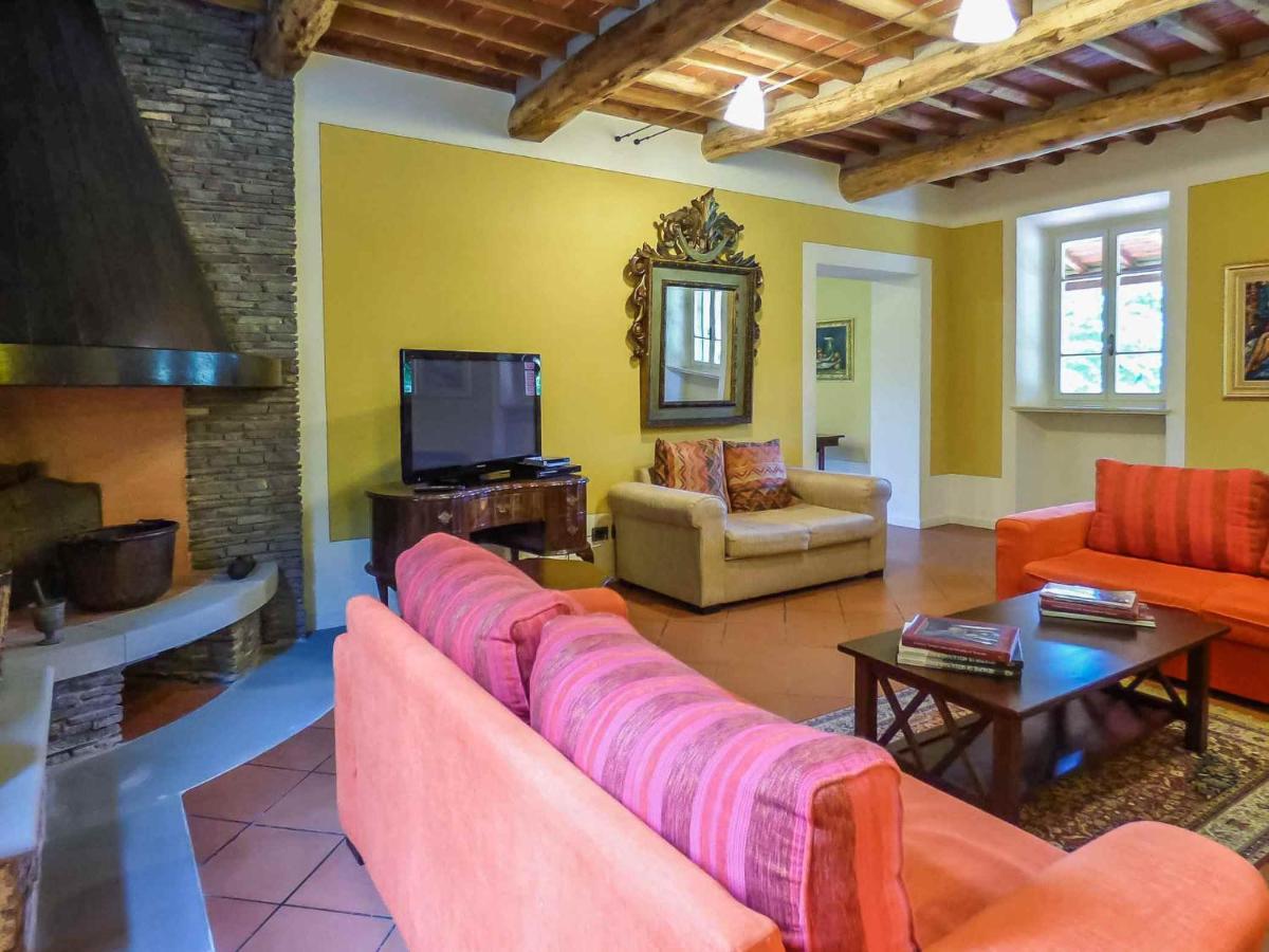 Lucca Cycling Holidays Il Tiglio Rooms SantʼAndrea di Compito Exterior foto